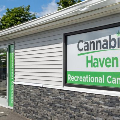 20 Union Street Unit C — Recreational storefront